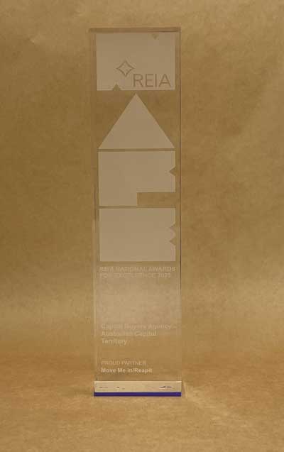 Custom Award Acrylic REIA Custom Award Acrylic REIA